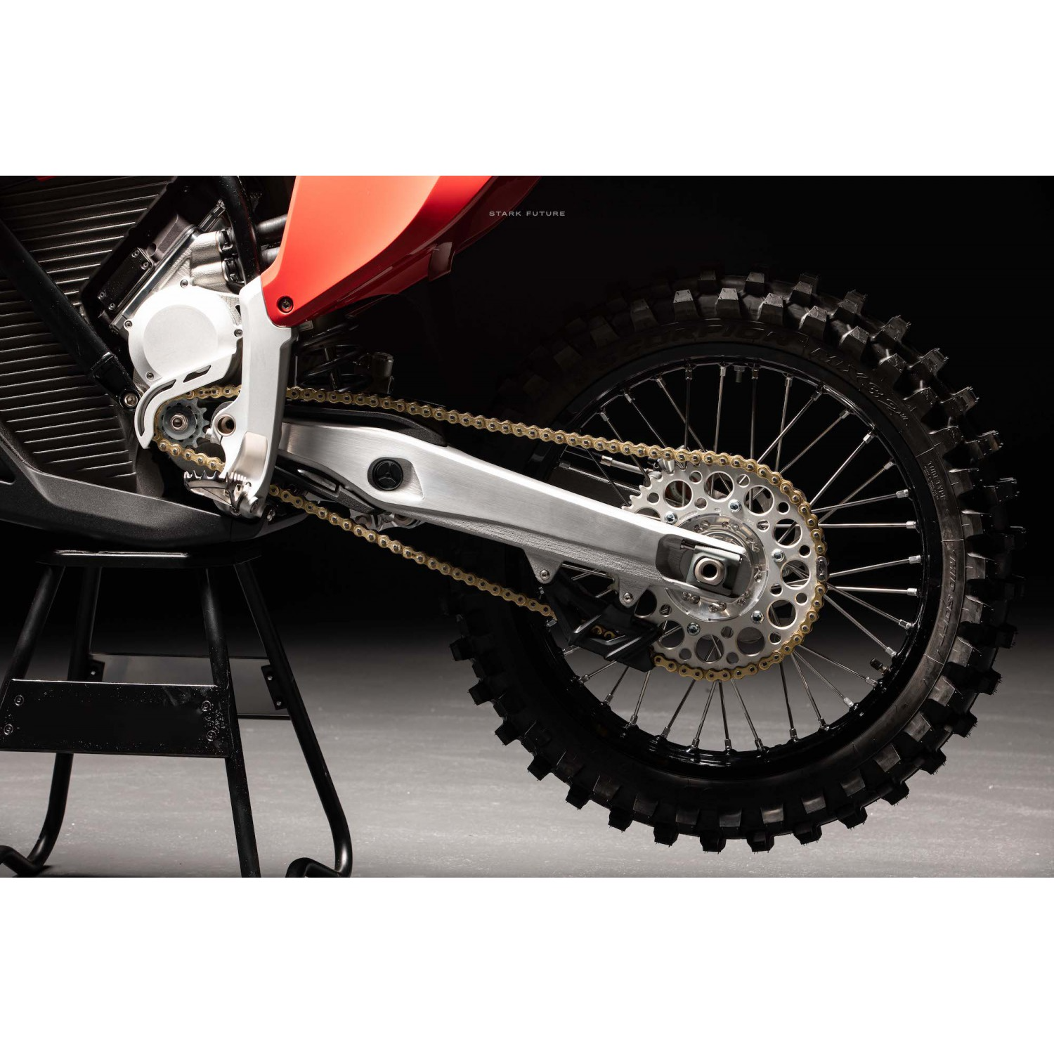 stark-varg-StarkF_VARG_Workshop (2)